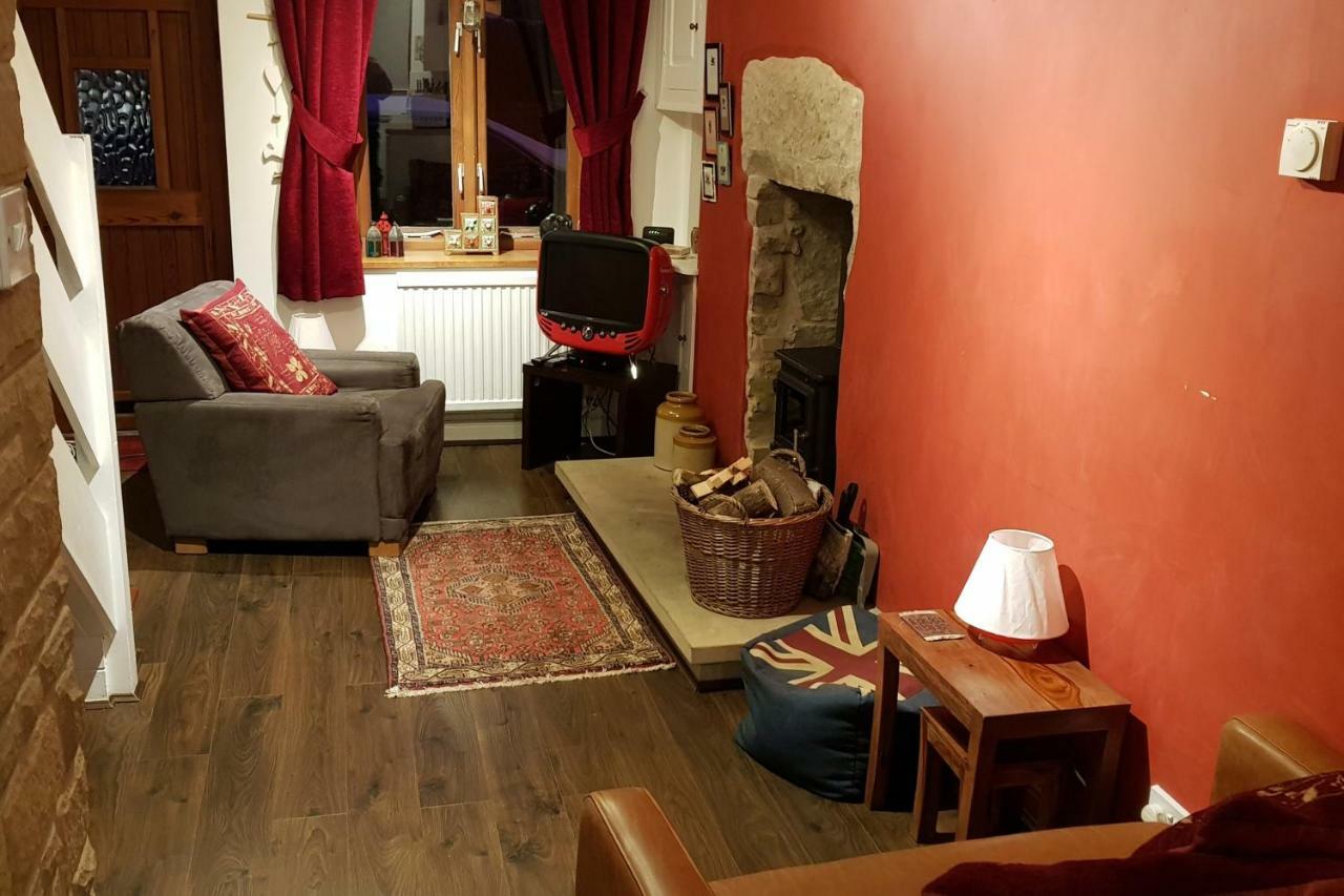 Dove Cottage, Tideswell Exterior foto